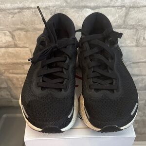 Nike Black and White Men's Athletic Shoes